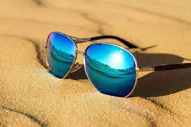 Maybe you would like to learn more about one of these? Perlukah Memilih Kacamata Polarized Halaman All Kompas Com