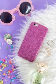 This diy liquid phone case is so much fun, it's like having a fish tank on the back of your phone! Diy Phone Case With Glitter In Four Easy Steps Mod Podge Rocks