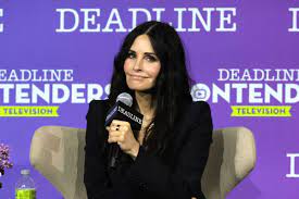 Photo of Courteney Cox 'Without Makeup' Is Fake | Snopes.com