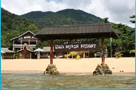 Kami melakukan perniagaan chalet yang berasaskan kayu juga memuatkan sehingga 6 orang satu bilik. Sun Beach Resort Pulau Tioman Island Pahang Malaysia Package
