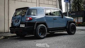 Production of the toyota fj cruiser has been discontinued. This Slammed Fj Cruiser Shows Unique Way Of Modifying An Off Roader Localise
