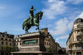 Orléans railway station, haltepunkt/haltestelle, ist in orléans. Jeanne D Arc Orleans Foto Bild World Frankreich Europe Bilder Auf Fotocommunity