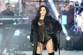 Demi lovato is an amazing and talented soul. Demi Lovato Performt Bei Grammys 2020