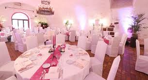 Chez ma cousine peut privatiser les lieux pour vos évènements spéciaux (mariage, baptême. Weddiing In A Castle In Alsace Chateau D Isenbourg