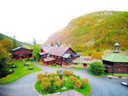Bøverdalen er et dalføre i lom kommune, oppkalt etter elva bøvra. Elveseter Hotel 175 1 8 6 Prices Reviews Norway Boverdalen Tripadvisor