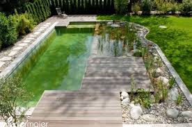Schwimmteich Im Geniessergarten Gartendesign Naturschwimmbecken Garten Design Naturschwimmbader
