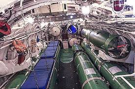 Een onderzeeboot, onderzeeër of duikboot, is een vaartuig dat zich onder water kan voortbewegen. Museum Submarine S 189 In St Petersburg Geschiedenis Recensies Hoe Te Krijgen De Cultuur 2021