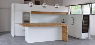 Lorient plus de 10 artisans cuisiniste à proximité. Pourquoi Faire Appel A Un Cuisiniste Salon Viving