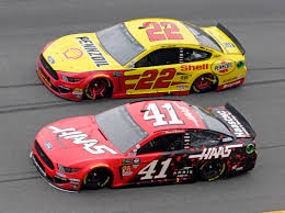 Nascar's teams run a continuous engine tuning and production operation, hoping to get a leap on the other drivers, and so spend fortunes on research and construction and you'll need to keep up. Technical Support Ford Teams Work Together To Win Speed Sport