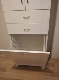 Yıl boyu i̇ndirim i̇sveç gıda marketi yatak odaları oturma odaları yemek odaları ikea çocuk çalışma alanları ev dekorasyonu ev düzenleme aydınlatma. Kirli Sepetli Banyo Dolabi Modelleri Ve Fiyati Dekopasaj