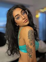 Saira Spooks - Free nude pics, galleries & more at Babepedia