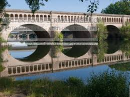 Pont Canal Du Midi Sur Fei Paysage France Beziers France Beziers