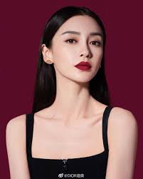 ปักพินโดย Brianna Chen ใน Portraits