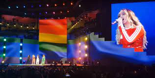 And nobody knows i'm in love with someone's baby. Little Mix Perform Under Giant Rainbow Flag In Dubai Where Gay Sex Is Illegal