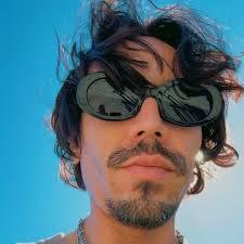 Liam Gallagher in Los Angeles today 📸 keithkirkwood1