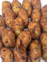 Pasteis De Bacalhau Salt Cod Fritters Recipe Bacalhau Recipes Portuguese Recipes Cod Fish Recipes