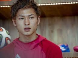 南野拓実に嫁がいて結婚してる 彼女は イケメンだけど私服はハゲ 南野拓実 彼女 結婚