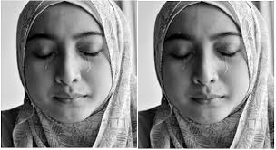 Berikut 13 dosa suami terhadap istri menurut al quran. Istri Umpama Penarik Rezeki Suami Terlukanya Hati Istri Putuslah Rezeki Suami Lancang Kuning