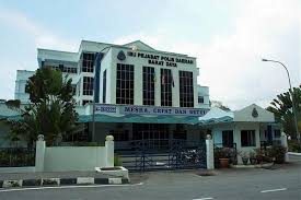 Polis pulau pinang buka kertas siasatan berhubung tindakan seorang pemilik restoran memasang dan menghiasi dinding premisnya dengan wajah pemimpin komunis, mao tze tong menurut ketua jabatan siasatan jenayah negeri, senior asisten komisioner rahimi ra'ais, pihaknya sedang tunggu. Ibu Pejabat Polis Daerah Barat Daya Balik Pulau Penang Genisis Technology