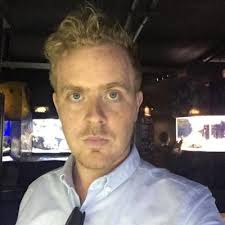 Simon Jones (@simonPSjones)