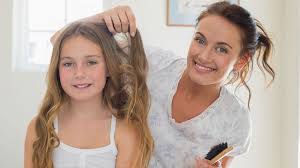 Coiffure cheveux court pour le college, vous aimez ? Coiffures Rapides Pour Petite Fille Aux Cheveux Longs L Express Styles