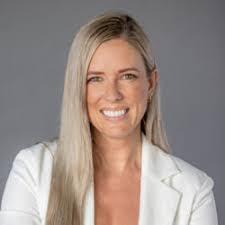 Erin Redd's Instagram, Twitter & Facebook