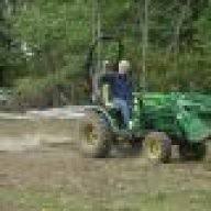 Instead of spending money on a new spreader or rental unit, make your own using a few household items. Ideas For Cheap Homemade Manure Spreader Tractorbynet