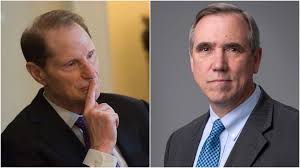 Wyden, Merkley press HUD to address radon in public housing after Oregonian  investigation
