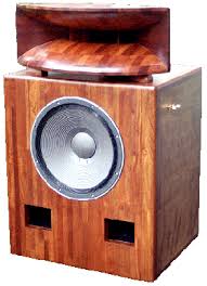 Also i have made a new dual 18 folded horn speaker cabinet. Yuichi S Audio Lab