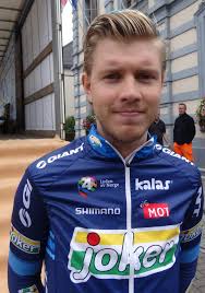 This finish welcomed de previous years especially punchers and classic riders. Datei Huldenberg Druivenkoers Overijse 27 Augustus 2014 Vertrek B017 Jpg Wikipedia