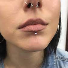 Labret Lip Piercing Pictures Lip Piercing Labret Lip Piercing Lip Piercing Ring