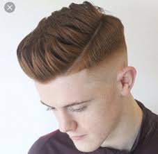 Bisher habe ich mir immer meine haare mit einen übergang von 6 auf 9mm schneiden lassen (an den seiten und hinten). Friseur Undercut Vs Ubergang Haare Uebergang