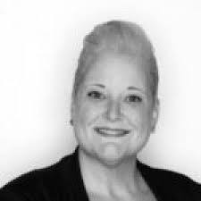 Lisa Sherwood's Instagram, Twitter & Facebook