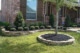 Stones can be easily used for round or straight beds. Natural Stone Edging Luxury Landscape Supply