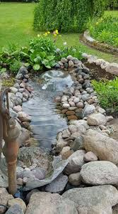 Pin Von Renate Hutter Leiss Auf Gartenteich Whirlpool Garten Kleine Hinterhofgarten Hinterhof Garten