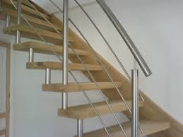 Faites le bon choix en retrouvant tous les avantages produits de votre escalier à quart tournant haut de chez levigne est en sapin. Escaliers Deparis 77 Escaliers En Bois Sur Mesure Ile De France Fabrication Et Pose Contemporain Quart Tournant Haut Et Bas