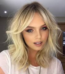 20 Best Hairstyles For Big Foreheads To Enhance Your Features Haircut For Big Forehead Big Forehead High Forehead Hairstyles