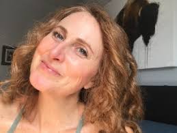 Tara Schwartz's Instagram, Twitter & Facebook