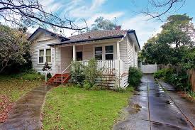 33 Barnsbury Road Balwyn Sold 1 154 000 Domain Com Au House Styles Property Domain Com Au