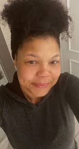 Caitlyn Warner's Instagram, Twitter & Facebook