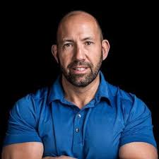 Ben Munroe (@munrolo)