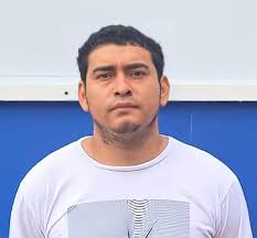 📌ZACATECOLUCA || CAPTURAN A DOS PANDILLEROS. PNC Capturó a un peligroso  pandillero de la 18, se trata de José Valle Burgos, alias Dreamer, quien  está perfilado como Objetivo de Interés Policial (ODIP)