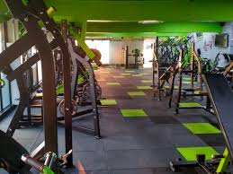 Let the power of art inspire and energize, giving gym goers the extra push to power through a tough workout. A Stepwise Guide For Your Gym Interior Into Wellness