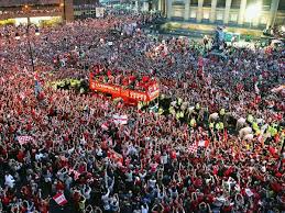 Paris sg 16b 17:2 1. Liverpool Planuje Dva Vitezne Pruvody Pro Premier League I Ligu Mistru Anglicka Premier League