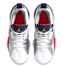 Air jordan mulanya adalah sepatu khusus untuk lahraga basket. Pt Jordan Cangkorah Air Jordan Xxxii Low Bred 001 Manelsanchez Pt A Black And Red Colorway Violated The League S Uniform Policy Earning A Stern Letter From League Officials And Generating