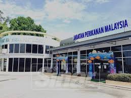 Here, you can explore the historical ruins such as the fort's pinnacle. Syurga Hidupan Marin Di Pd