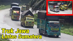 Kecelakaan maut yang melibatkan sebuah dump truck terjadi di gunungkidul, selasa (2/3/2021). Download Truk Lintas Mp4 Mp3 3gp Daily Movies Hub