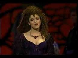 Quot Last Midnight Quot Into The Woods 1991 Bernadette Peters Youtube Children Will Listen Bernadette Peters Classroom Inspiration