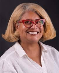 Sandra Morgan's Instagram, Twitter & Facebook