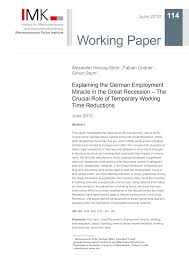 Special rules also exist for volunteers, independent contractors, and seasonal workers. 2